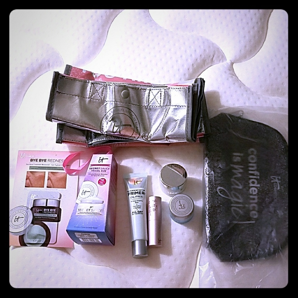 Brand new IT cosmetics